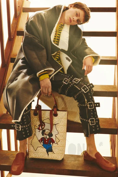 Look 19